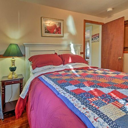 Cozy Buzzards Bay Home Steps To Cape Cod Canal! Bourne Bagian luar foto