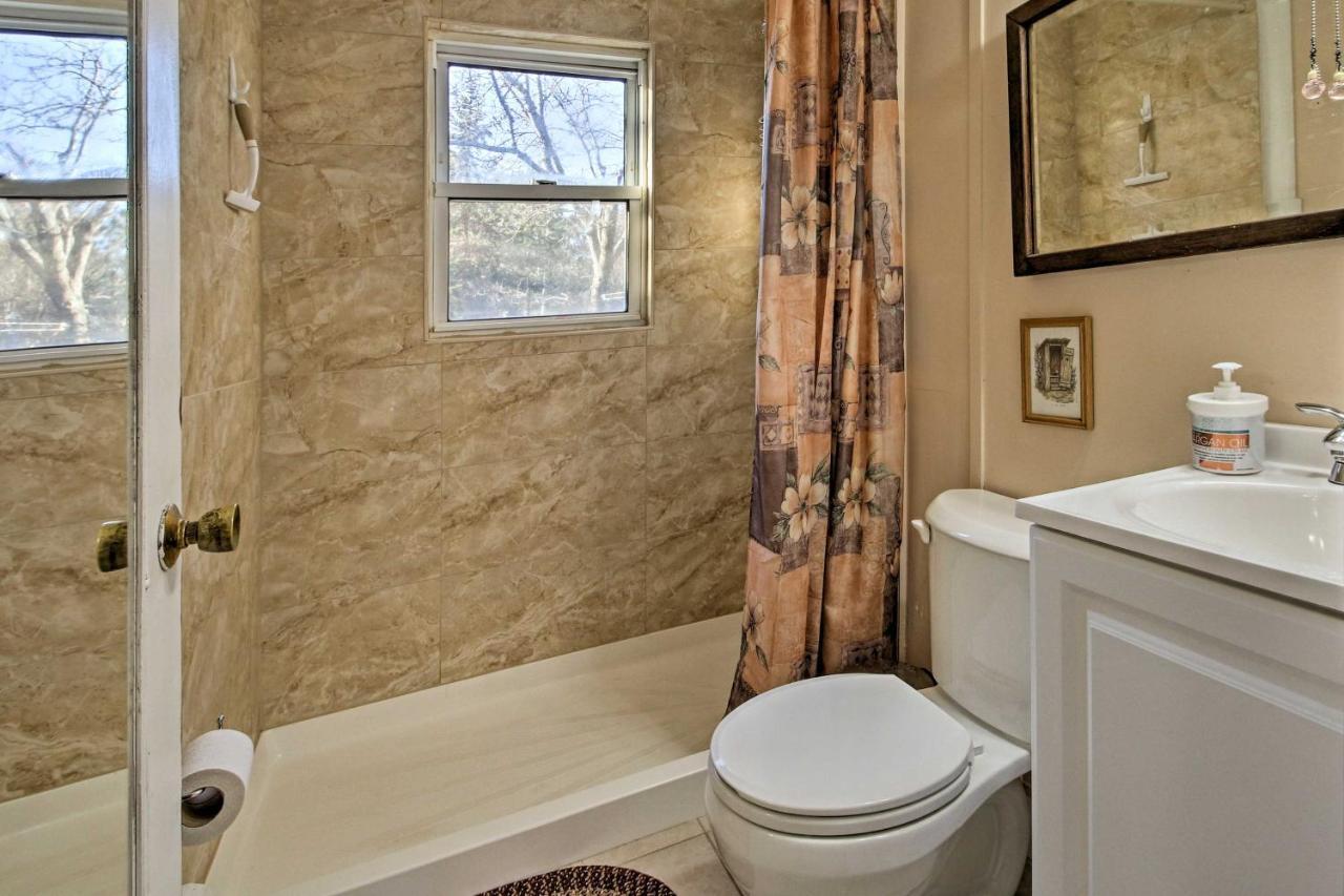 Cozy Buzzards Bay Home Steps To Cape Cod Canal! Bourne Bagian luar foto